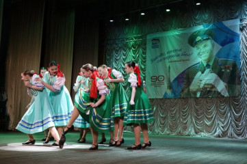 танцевальная студия "Юность" вышла в финал конкурса "Знаете, каким он парнем был" - фото - 1